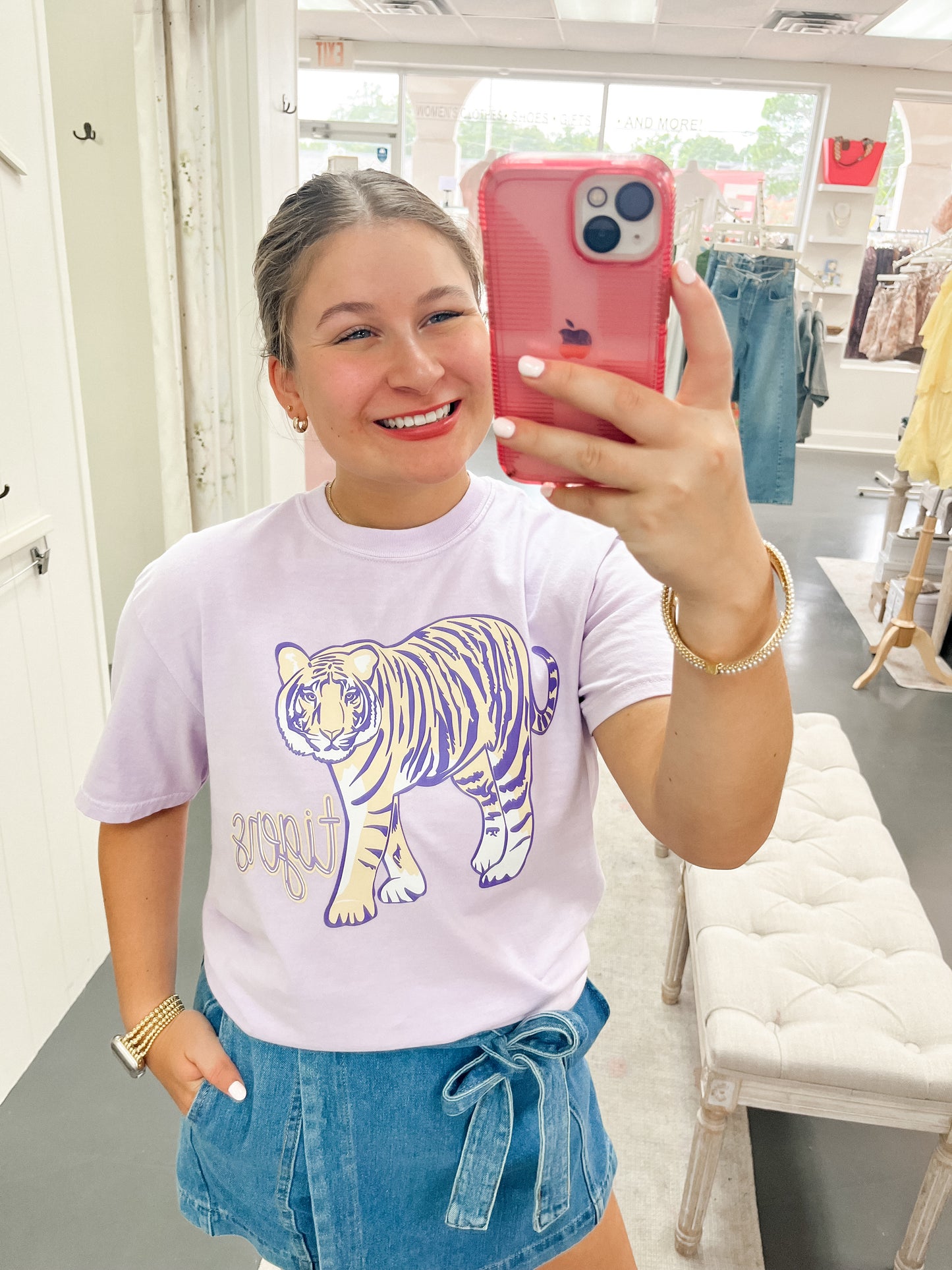 LSU Tiger Graphic Tee Lavender